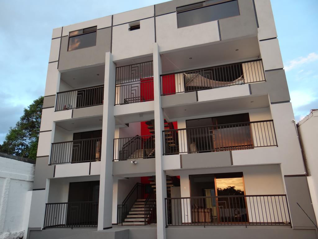 Maria'S Apartments Alajuela Eksteriør billede
