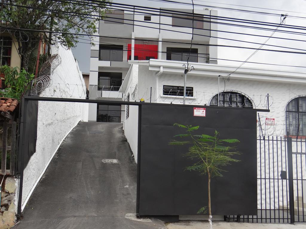 Maria'S Apartments Alajuela Eksteriør billede